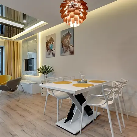 Baltiq Plaza Apartmán *